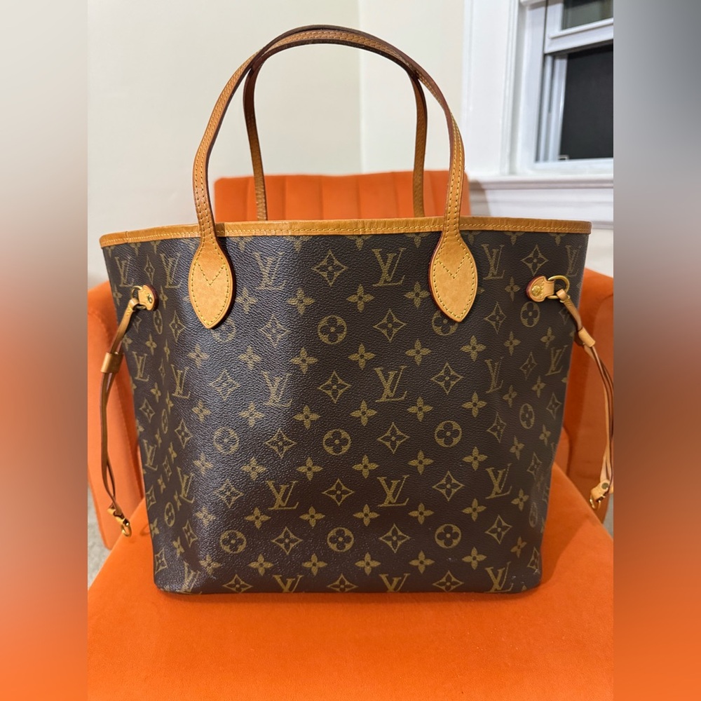 Louis Vuitton - Neverfull MM 🌹(Great Condition)